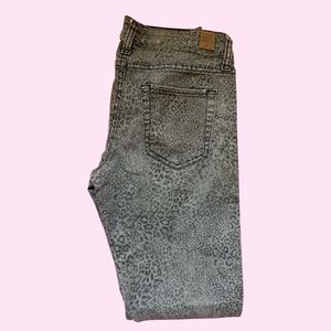 Guess Gray Leopard Pattern Jeans